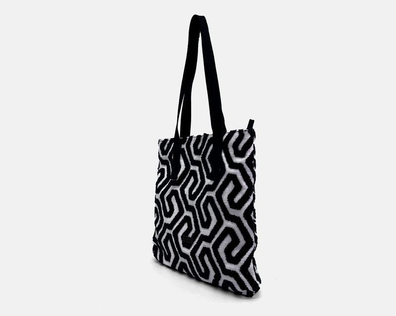 Bolso de hombro Shopper CUIROTS Summer geométrico negro