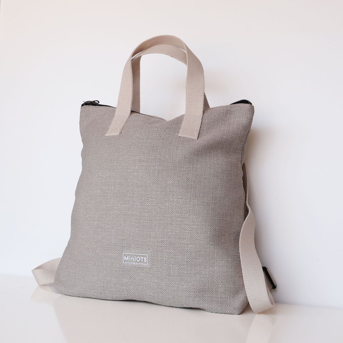 Mochila mediana MiniOTS MiniYute