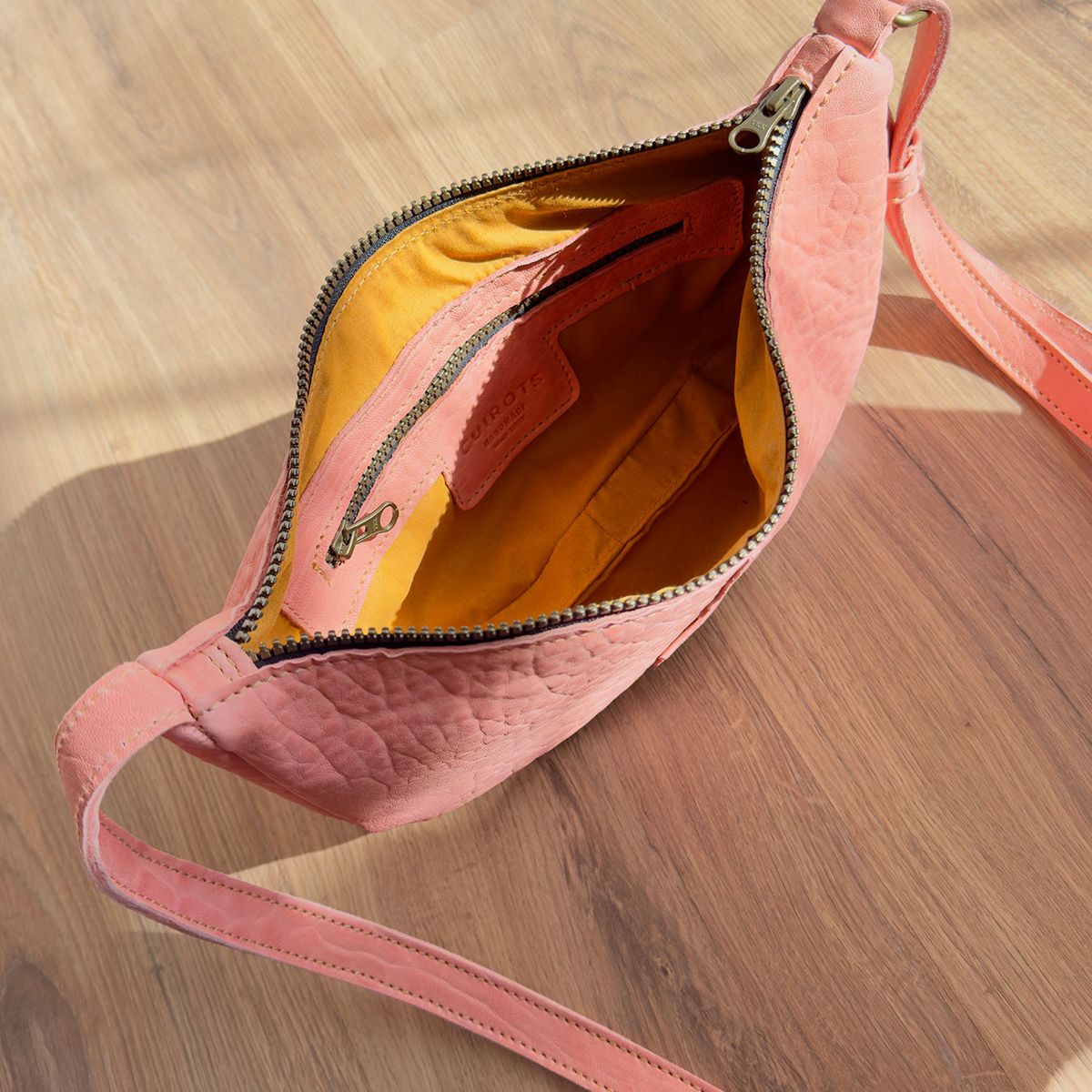 Bandolera mitja lluna CUIROTS Austràlia de pell