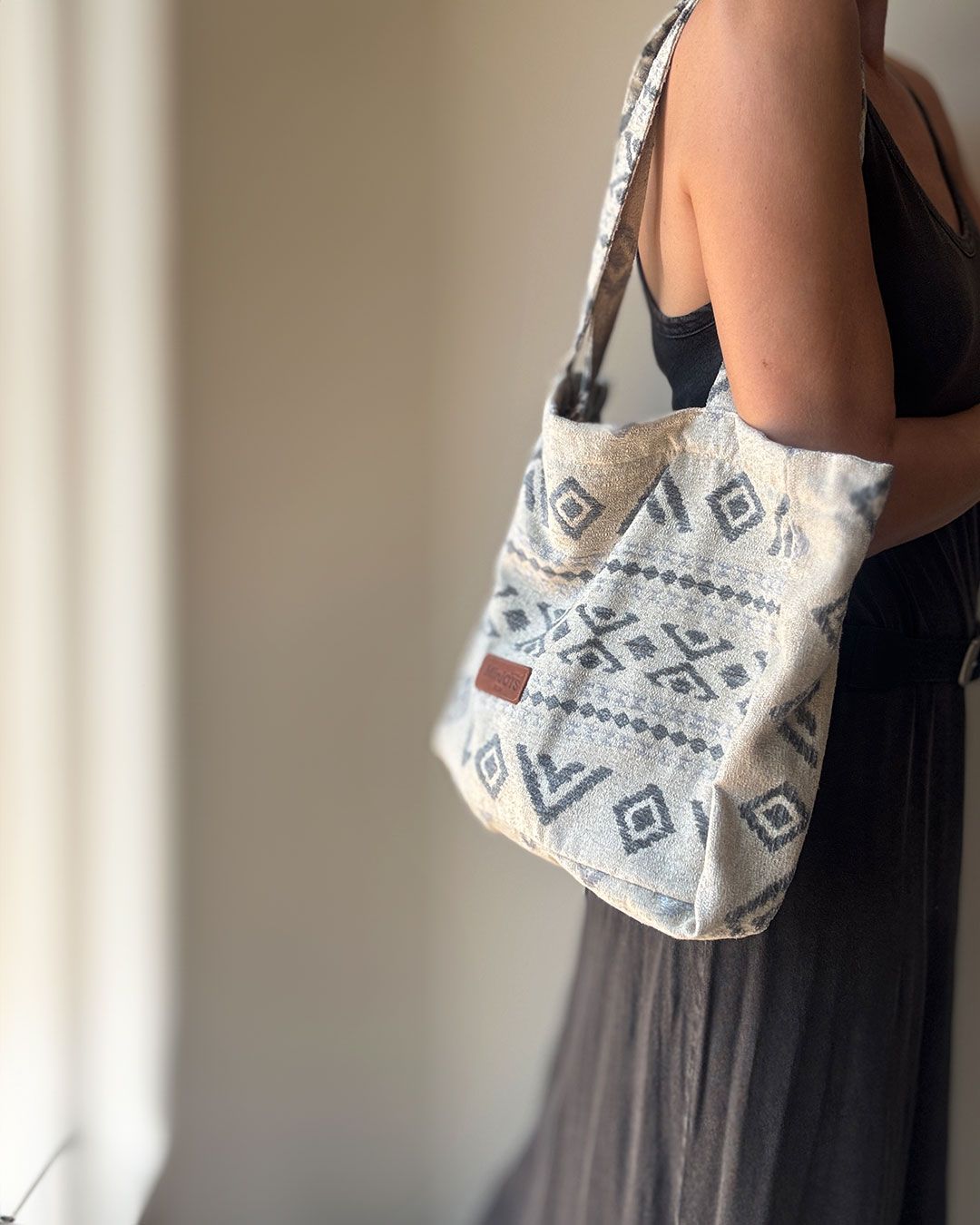 Bolsa tipo shopper grande  MINIOTS étnico gris