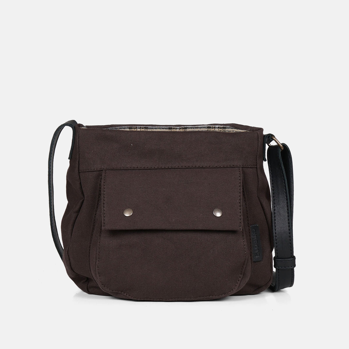 Bolso bandolera Barbour en color marrón, vista frontal