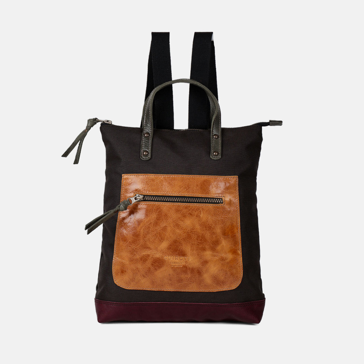 Mochila pequeña Trend de lona y piel en color marrón, vista frontal